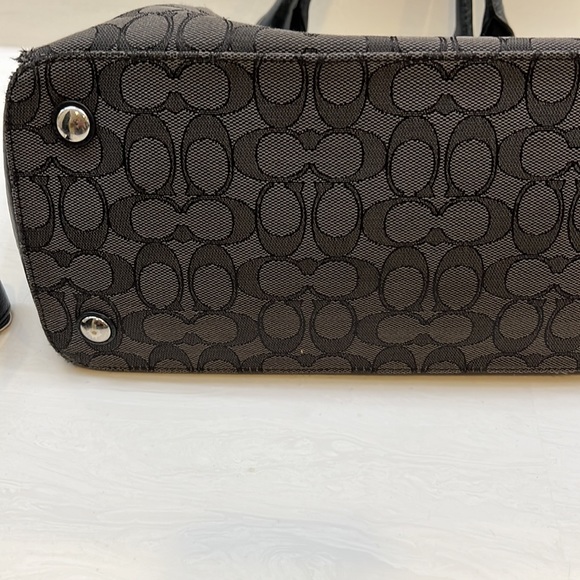 Coach Purse - Picture 3 of 9